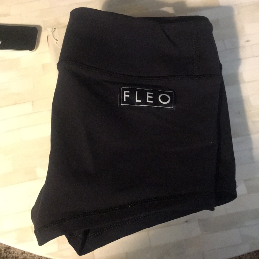 Fleo shorts
